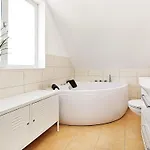 Holiday home 4 Star In *